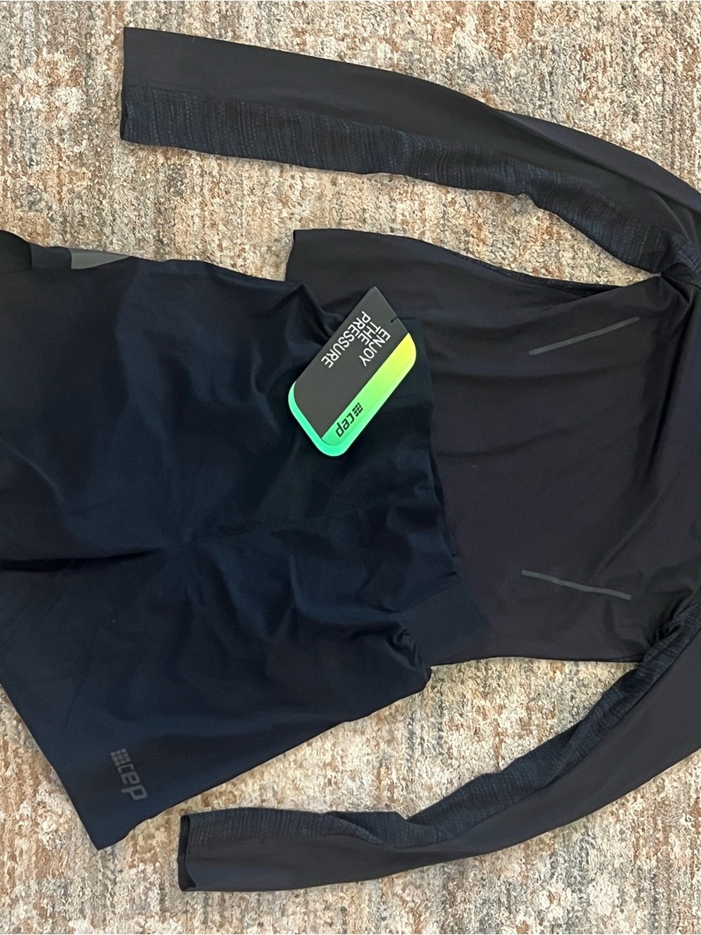 Women’s Black Long Sleeve Performance Tee Running shorts set - CEP